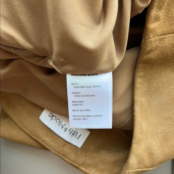 Fifth & Mode Camel Suede Lace-Up Shorts | Intermix | Size 6 - Picture 6 of 8